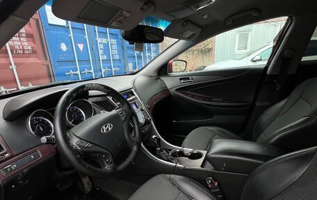 Hyundai Sonata VI, 2011 год, 395 000 рублей, 9 фотография