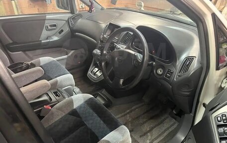 Toyota Harrier, 1999 год, 930 000 рублей, 8 фотография