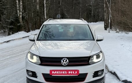 Volkswagen Tiguan I, 2012 год, 1 600 000 рублей, 2 фотография