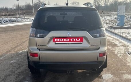 Mitsubishi Outlander III рестайлинг 3, 2007 год, 835 000 рублей, 6 фотография