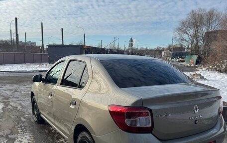 Renault Logan II, 2018 год, 900 000 рублей, 7 фотография