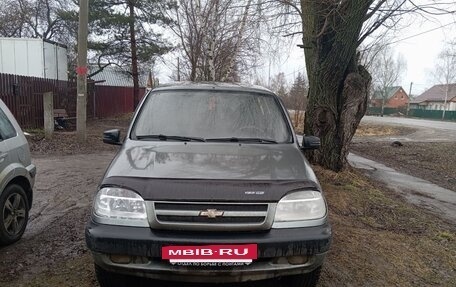 Chevrolet Niva I рестайлинг, 2005 год, 250 000 рублей, 3 фотография