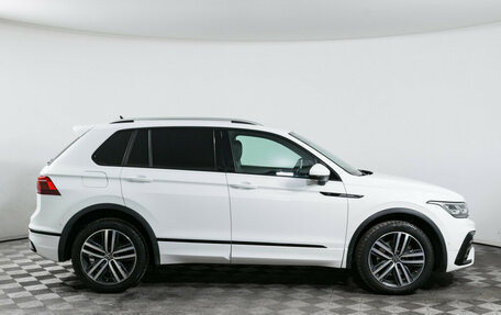 Volkswagen Tiguan II, 2021 год, 4 500 000 рублей, 4 фотография