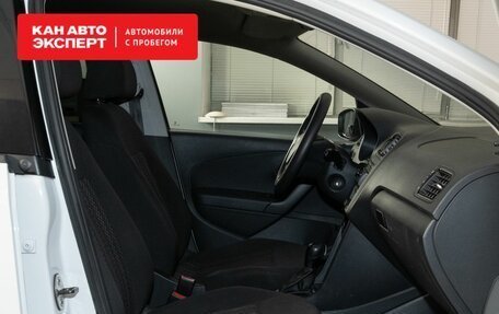 Volkswagen Polo VI (EU Market), 2016 год, 900 000 рублей, 8 фотография