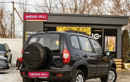 Chevrolet Niva I рестайлинг, 2010 год, 549 000 рублей, 3 фотография