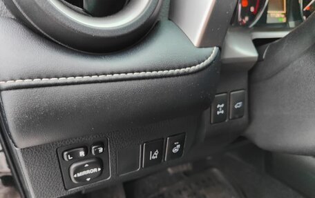 Toyota RAV4, 2017 год, 2 650 000 рублей, 5 фотография