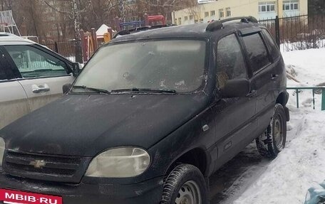 Chevrolet Niva I рестайлинг, 2006 год, 300 000 рублей, 2 фотография