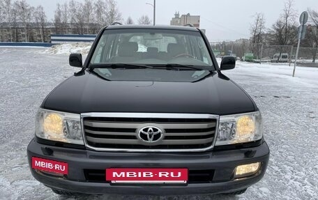 Toyota Land Cruiser 100 рестайлинг 2, 2007 год, 4 055 000 рублей, 11 фотография