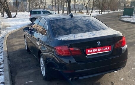 BMW 5 серия, 2011 год, 1 700 000 рублей, 3 фотография