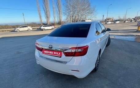 Toyota Camry, 2014 год, 1 850 000 рублей, 5 фотография