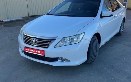 Toyota Camry, 2014 год, 1 850 000 рублей, 3 фотография