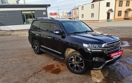 Toyota Land Cruiser 200, 2010 год, 3 850 000 рублей, 2 фотография