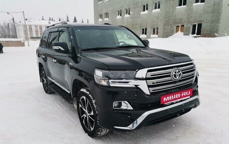 Toyota Land Cruiser 200, 2010 год, 3 850 000 рублей, 13 фотография