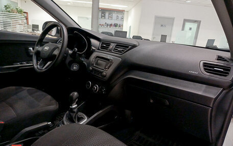 KIA Rio III рестайлинг, 2014 год, 860 000 рублей, 15 фотография