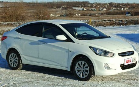 Hyundai Solaris II рестайлинг, 2013 год, 900 000 рублей, 7 фотография