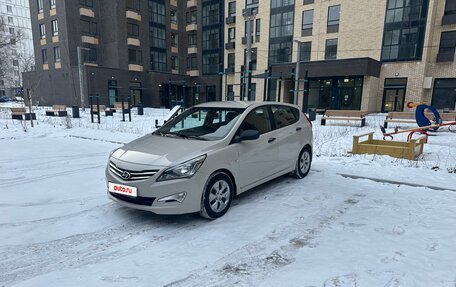 Hyundai Solaris II рестайлинг, 2015 год, 1 100 000 рублей, 5 фотография