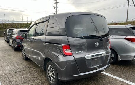 Honda Freed I, 2016 год, 1 500 000 рублей, 16 фотография