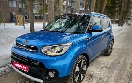 KIA Soul II рестайлинг, 2018 год, 2 300 000 рублей, 14 фотография