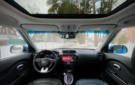 KIA Soul II рестайлинг, 2018 год, 2 300 000 рублей, 35 фотография