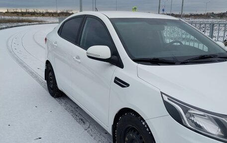 KIA Rio III рестайлинг, 2014 год, 900 000 рублей, 2 фотография