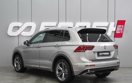 Volkswagen Tiguan II, 2020 год, 3 990 000 рублей, 2 фотография