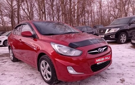 Hyundai Solaris II рестайлинг, 2012 год, 895 000 рублей, 3 фотография