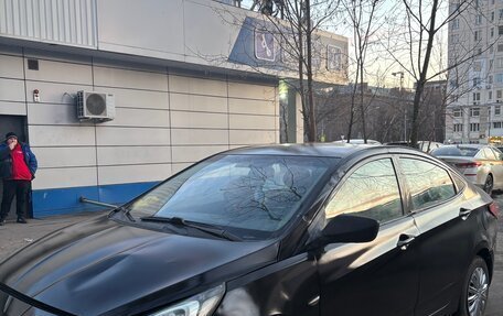 Hyundai Solaris II рестайлинг, 2011 год, 440 000 рублей, 2 фотография