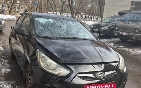 Hyundai Solaris II рестайлинг, 2011 год, 440 000 рублей, 4 фотография