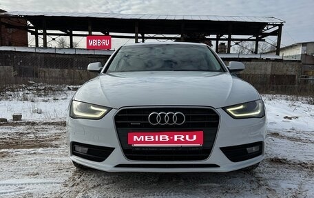 Audi A4, 2012 год, 1 800 000 рублей, 2 фотография