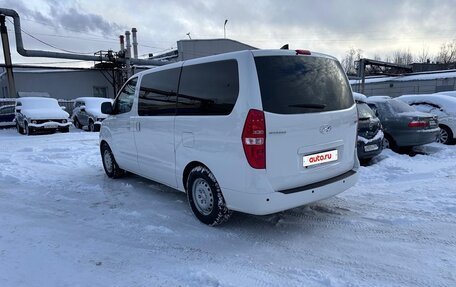 Hyundai H-1 II рестайлинг, 2019 год, 2 930 000 рублей, 5 фотография