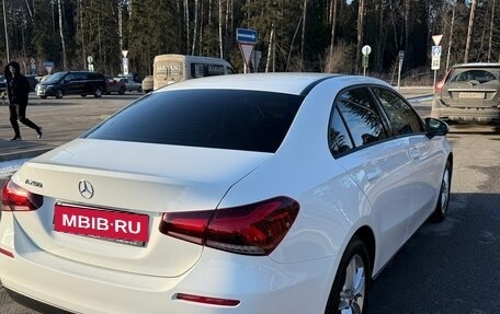 Mercedes-Benz A-Класс, 2019 год, 2 900 000 рублей, 5 фотография