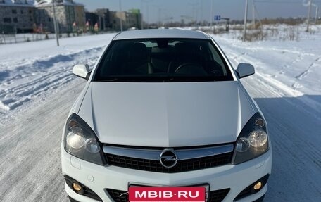 Opel Astra H, 2011 год, 740 000 рублей, 1 фотография