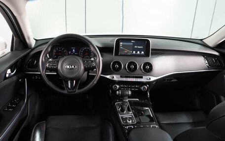 KIA Stinger I, 2018 год, 2 849 000 рублей, 6 фотография