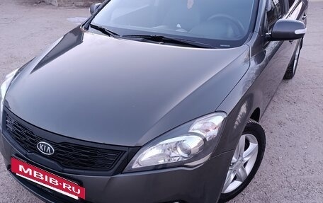 KIA cee'd I рестайлинг, 2010 год, 850 000 рублей, 3 фотография