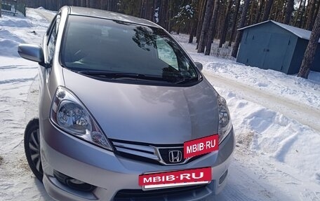 Honda Fit Shuttle I рестайлинг, 2011 год, 1 410 000 рублей, 18 фотография