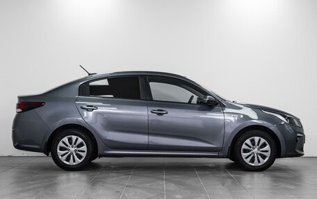 KIA Rio IV, 2018 год, 1 399 000 рублей, 5 фотография