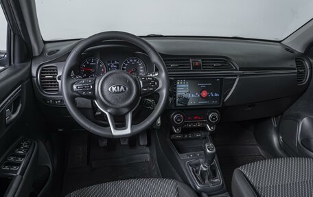 KIA Rio IV, 2018 год, 1 399 000 рублей, 6 фотография