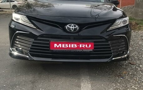 Toyota Camry, 2018 год, 2 650 000 рублей, 1 фотография