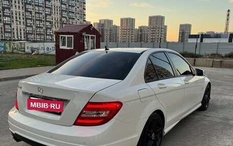 Mercedes-Benz C-Класс, 2011 год, 1 600 000 рублей, 4 фотография