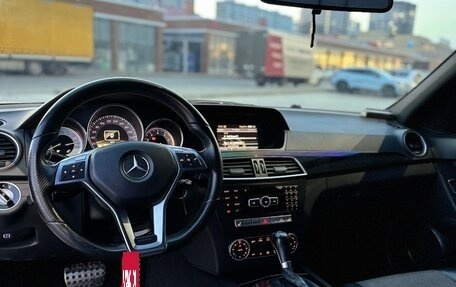 Mercedes-Benz C-Класс, 2011 год, 1 600 000 рублей, 11 фотография