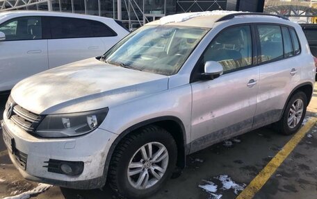 Volkswagen Tiguan I, 2015 год, 1 310 000 рублей, 2 фотография