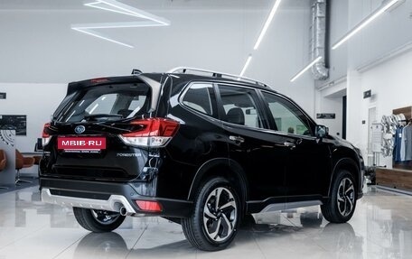 Subaru Forester, 2024 год, 7 900 000 рублей, 4 фотография