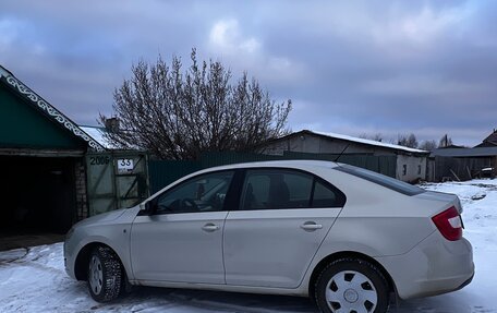 Skoda Rapid I, 2014 год, 900 000 рублей, 2 фотография