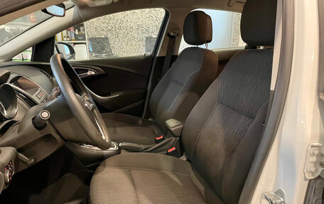 Opel Astra J, 2012 год, 980 000 рублей, 6 фотография