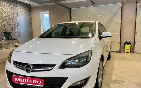 Opel Astra J, 2012 год, 980 000 рублей, 3 фотография