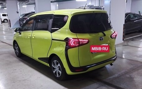 Toyota Sienta II, 2018 год, 1 720 000 рублей, 2 фотография