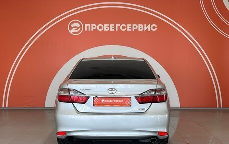 Toyota Camry, 2017 год, 2 550 000 рублей, 6 фотография