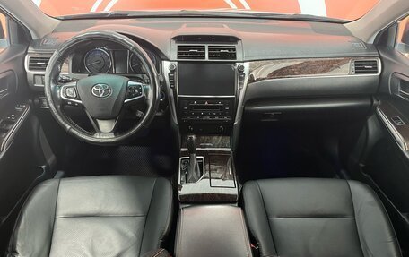 Toyota Camry, 2017 год, 2 550 000 рублей, 12 фотография