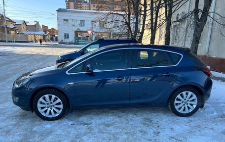 Opel Astra J, 2010 год, 1 190 000 рублей, 3 фотография