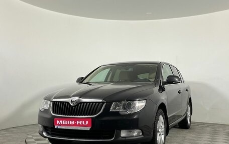 Skoda Superb III рестайлинг, 2010 год, 899 000 рублей, 1 фотография